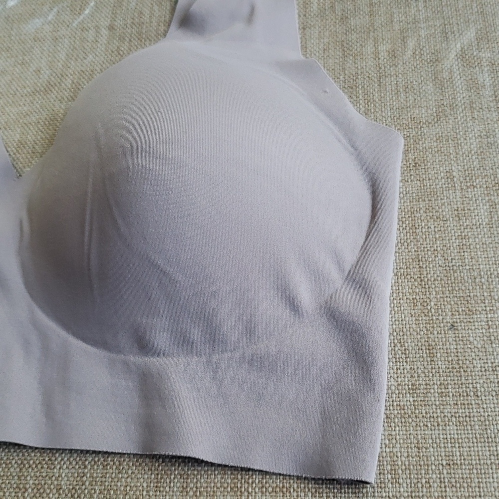 True Seamless Gray Women's Padded  Bra S - Picture 2 of 4